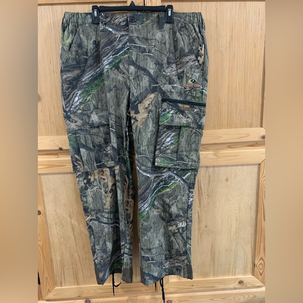 Mossy Oak Men's Camouflage Cargo Hunting Pants New Without Tags Sz XL 40/42
